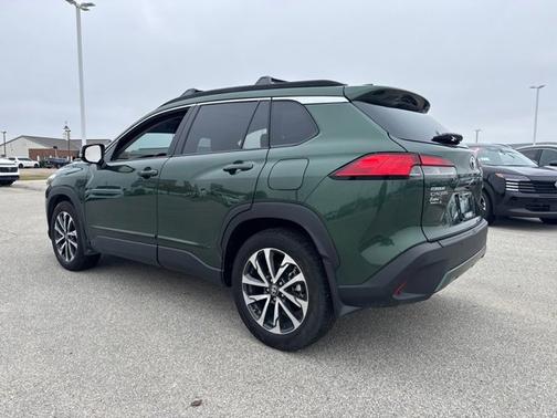 2024 Toyota Corolla Cross XLE