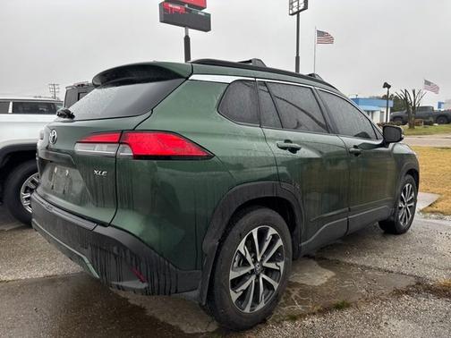 2024 Toyota Corolla Cross XLE