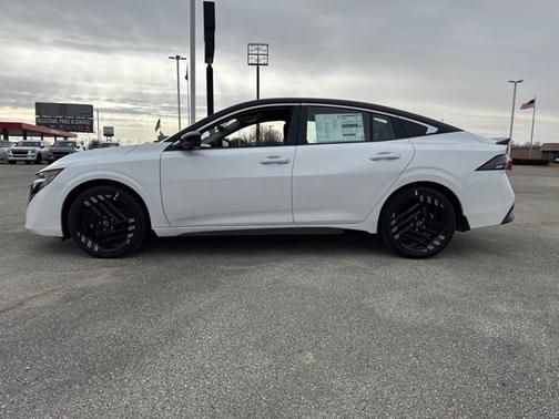 2026 Nissan Sentra SR