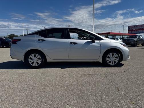 2024 Nissan Versa S