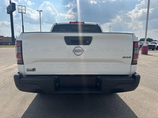 2026 Nissan Frontier S