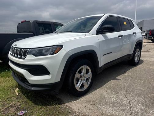 Bright White Clearcoat 2023 Jeep Compass Sport