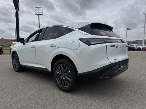Everest White Pearl Tricoat 2026 Nissan Murano SL