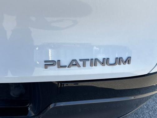 2025 Nissan Murano Platinum