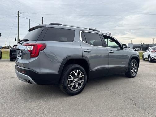 2021 GMC Acadia SLE