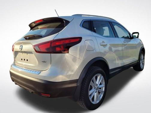 2018 Nissan Rogue Sport SV