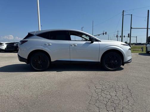 2025 Nissan Murano SV