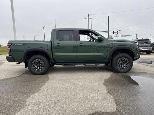 2026 Nissan Frontier PRO-4X w/R Package