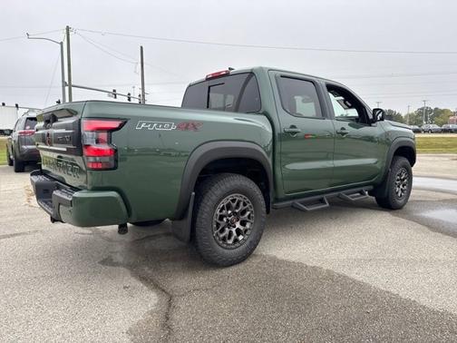 2026 Nissan Frontier PRO-4X w/R Package