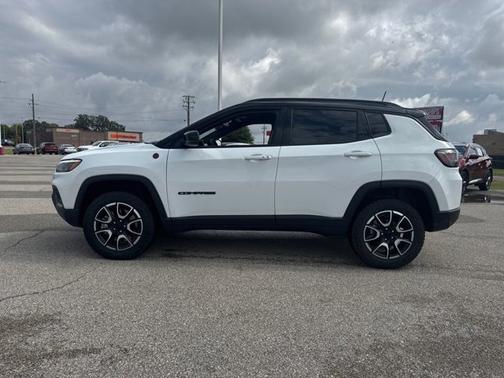 2024 Jeep Compass Trailhawk