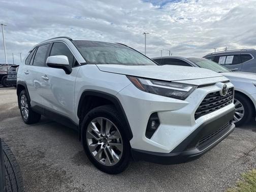 2024 Toyota RAV4 XLE Premium
