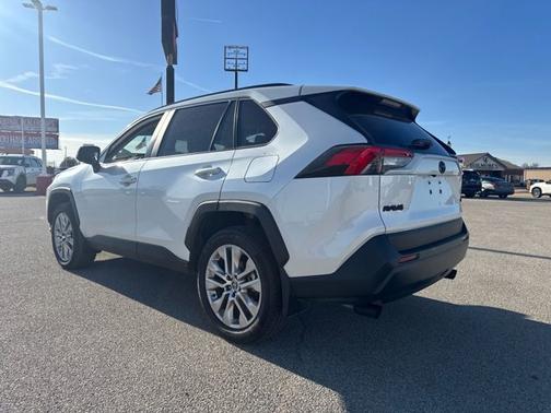 2024 Toyota RAV4 XLE Premium