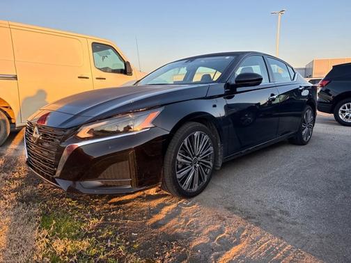 2025 Nissan Altima SL