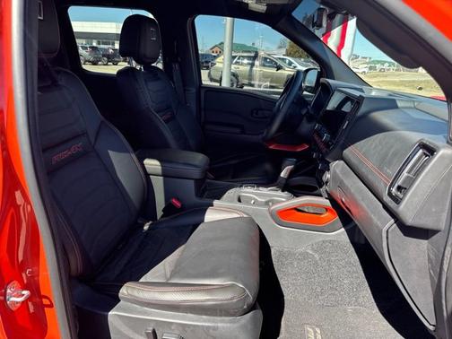 2026 Nissan Frontier PRO-4X w/R Package