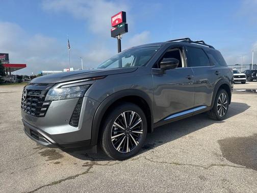 Gun Metallic 2026 Nissan Pathfinder Platinum