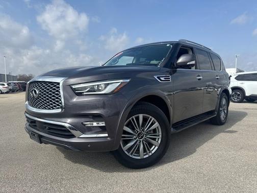 2024 INFINITI QX80 LUXE