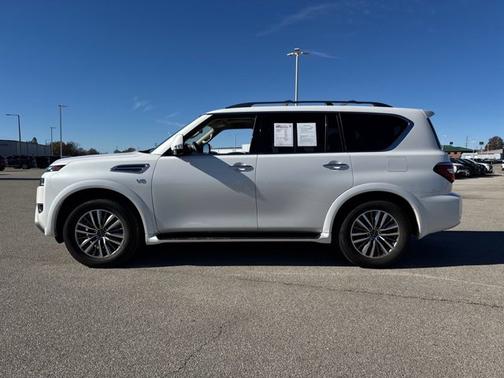 2022 Nissan Armada SL