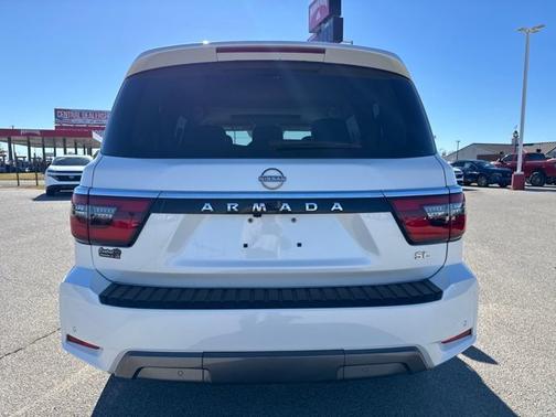 2022 Nissan Armada SL