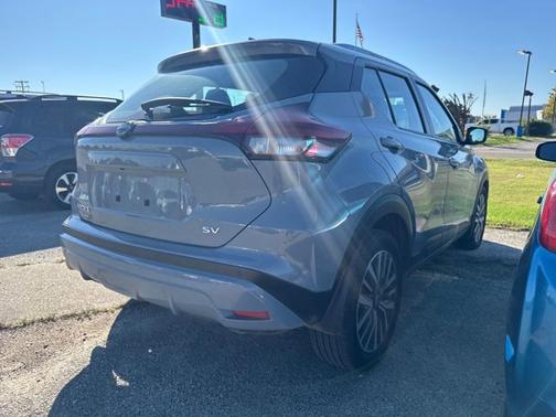 2023 Nissan Kicks SV