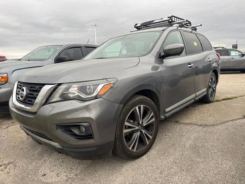 Gun Metallic 2020 Nissan Pathfinder Platinum