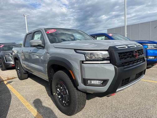 Boulder Gray Pearl 2026 Nissan Frontier PRO-4X