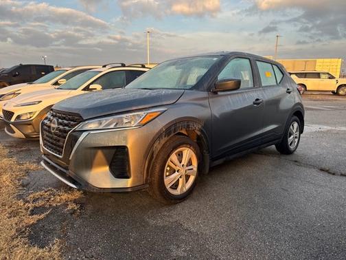 2025 Nissan Kicks Play S