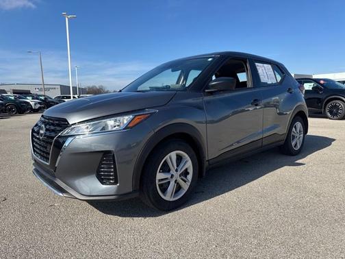 2025 Nissan Kicks Play S