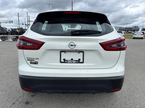 2020 Nissan Rogue Sport S