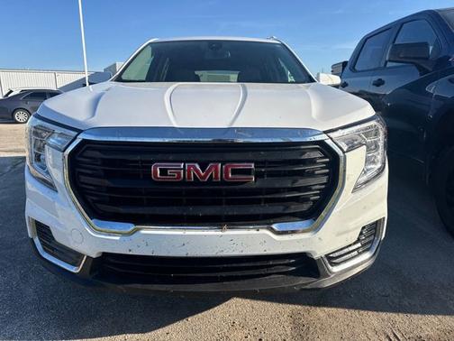 Summit White 2024 GMC Terrain SLE