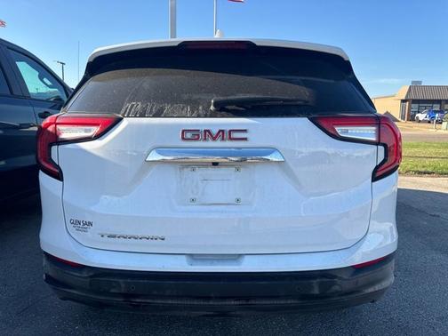 Summit White 2024 GMC Terrain SLE