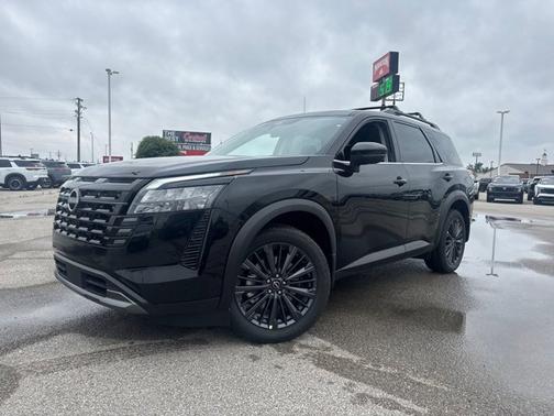 Super Black 2026 Nissan Pathfinder SL