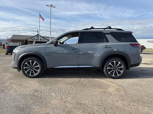 Boulder Gray Pearl 2026 Nissan Pathfinder Platinum