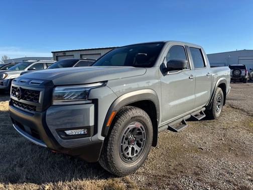 2025 Nissan Frontier PRO-X