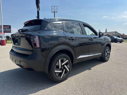 Super Black 2026 Nissan Kicks SV