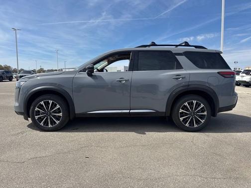 Boulder Gray Pearl 2026 Nissan Pathfinder Platinum