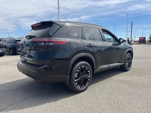 Super Black 2026 Nissan Rogue Dark Armor