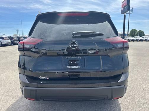Super Black 2026 Nissan Rogue Dark Armor