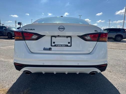2025 Nissan Altima SL