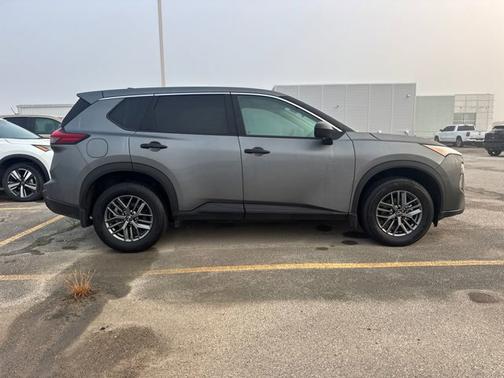 Gun Metallic 2026 Nissan Rogue S