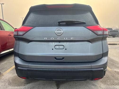 Gun Metallic 2026 Nissan Rogue S