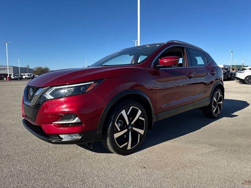 2022 Nissan Rogue Sport SL
