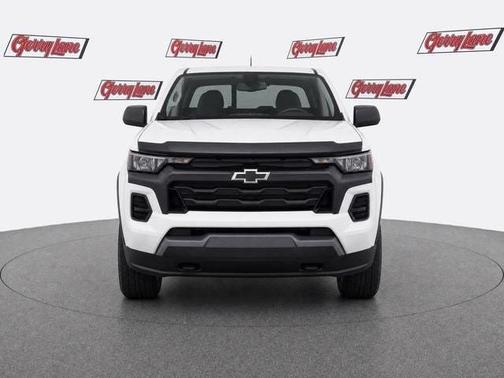 Summit White 2025 Chevrolet Colorado LT