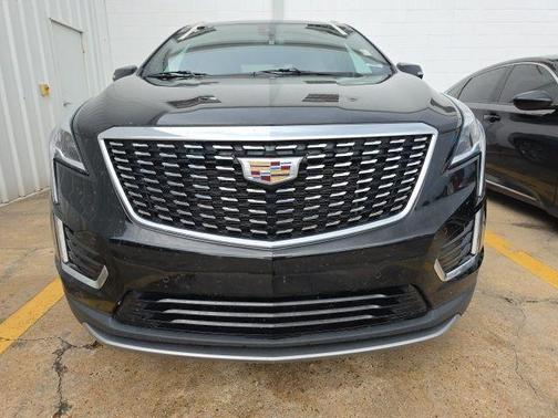Black 2021 Cadillac XT5 Premium Luxury