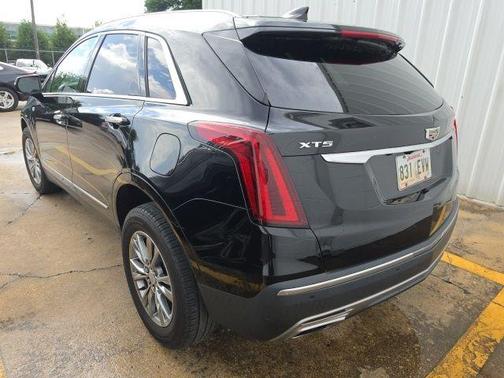 Black 2021 Cadillac XT5 Premium Luxury