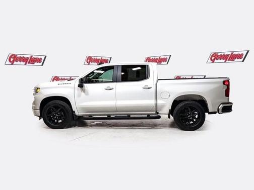 Summit White 2026 Chevrolet Silverado 1500 RST