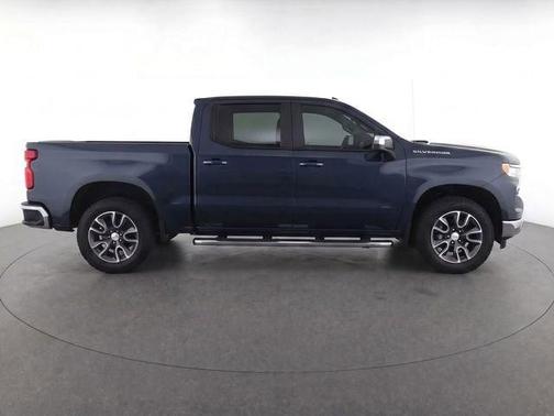 Dark Ash 2023 Chevrolet Silverado 1500 LT