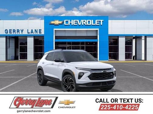 Iridescent Pearl Tricoat 2026 Chevrolet Trailblazer RS