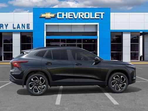 Mosaic Black Metallic 2026 Chevrolet Trax 2RS