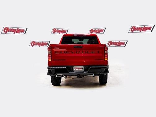 2022 Chevrolet Silverado 1500 Custom Trail Boss