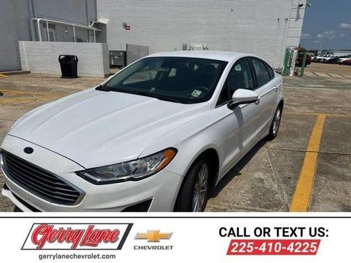 White 2020 Ford Fusion SE